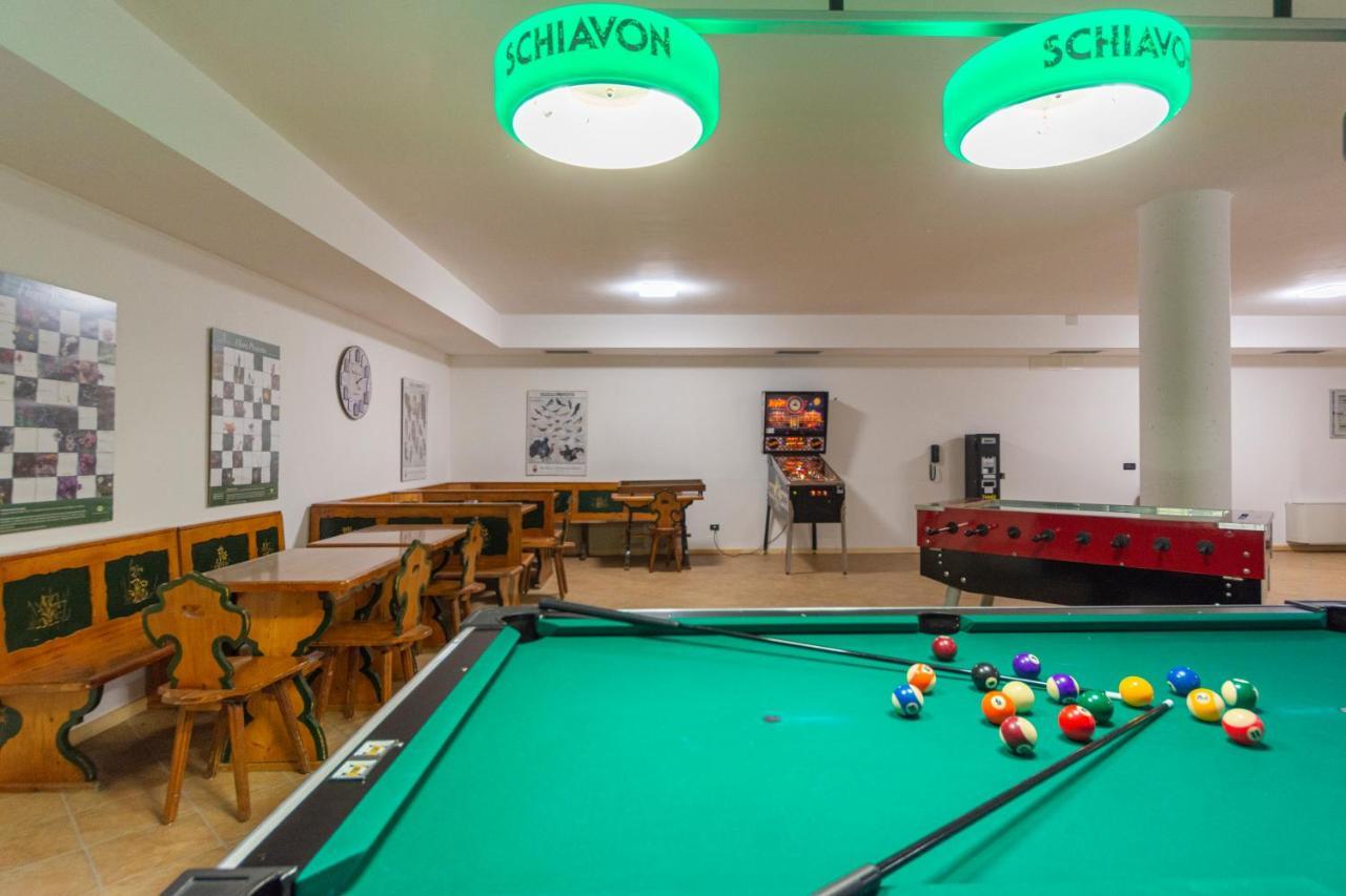 מואנה Flos Hotel מראה חיצוני תמונה